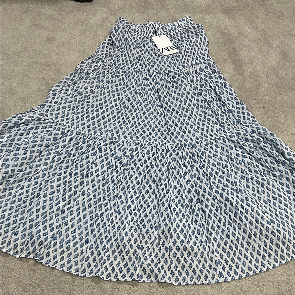 Zara White and Blue Printed Tiered Maxi Skirt size XS/S